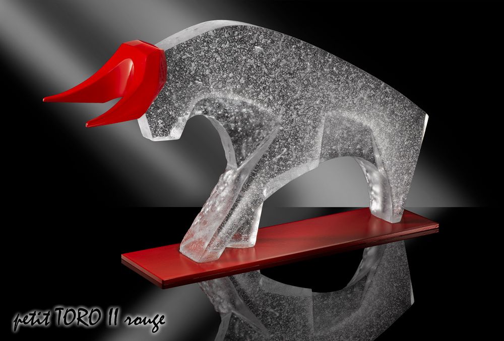 Petit Toro rouge | Oeuvre Pierre Coia